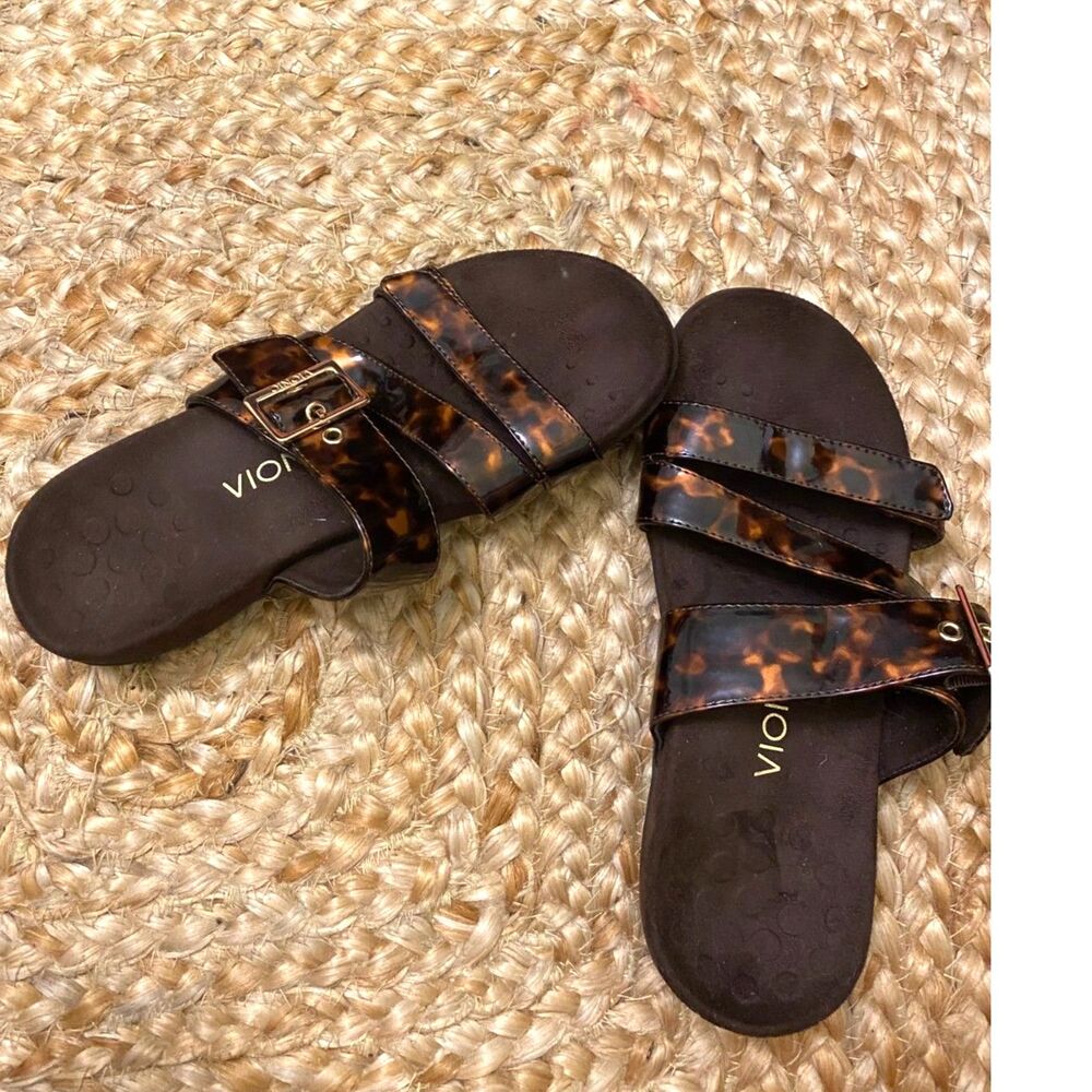 Vionic Tortiose Shell Sandals